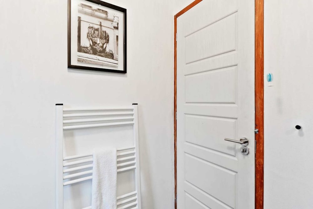 Фото Modern 2 Bedroom Apartment in Hoxton