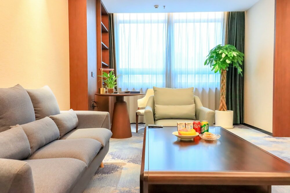 Фото Yun-ray Phoenix Hotel