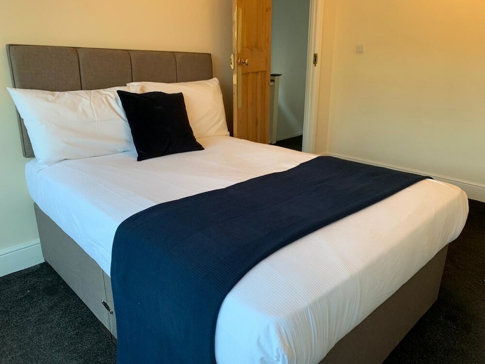 Фото Marble Apartments Tooting House