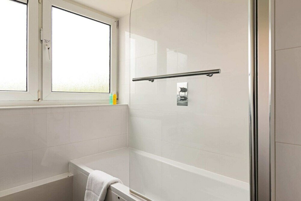 Фото Stunning 1 Bedroom Apartment in Battersea