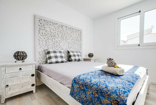 Гостиница Vista Roses Mar - Villas Batik