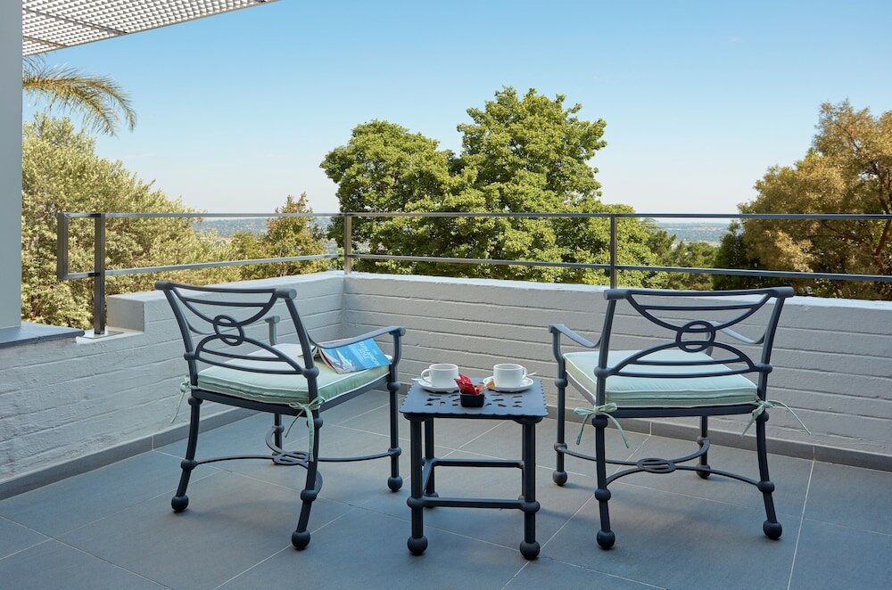 Фото The Cliffside Boutique Getaway