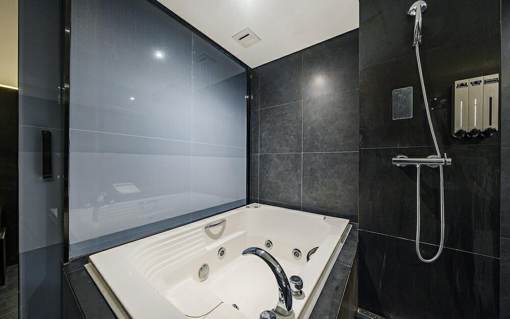 Фото Yeoksam Amare