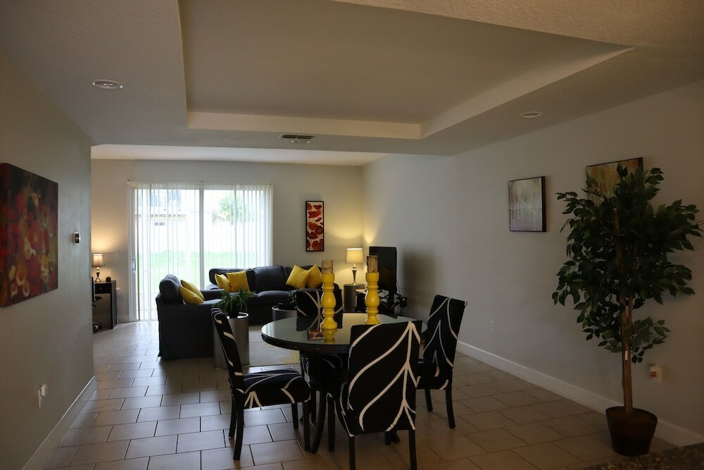 Фото Peaceful townhouse in Kissimmee Florida