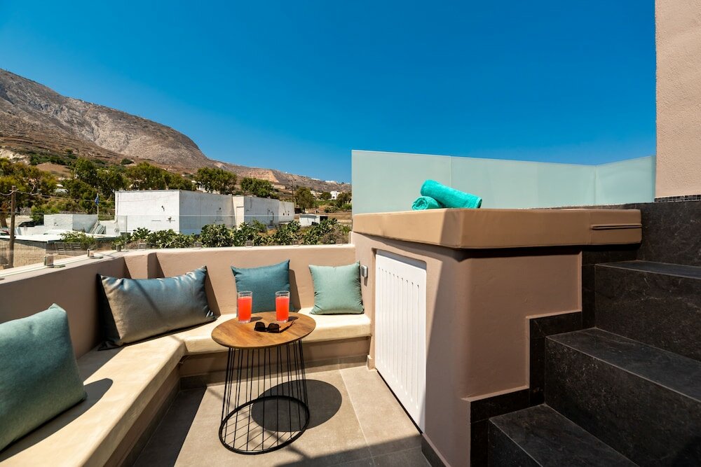Фото The Penthouse Santorini
