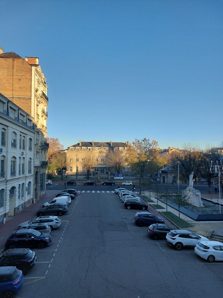 Фото Enzo Hotels Limoges Centre Jourdan by Kyriad Direct