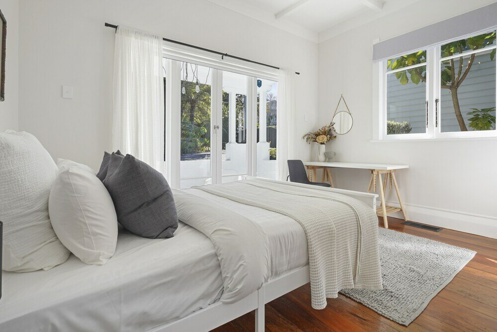 Фото Grey Lynn - Grandeur - Cafe Lifestyle