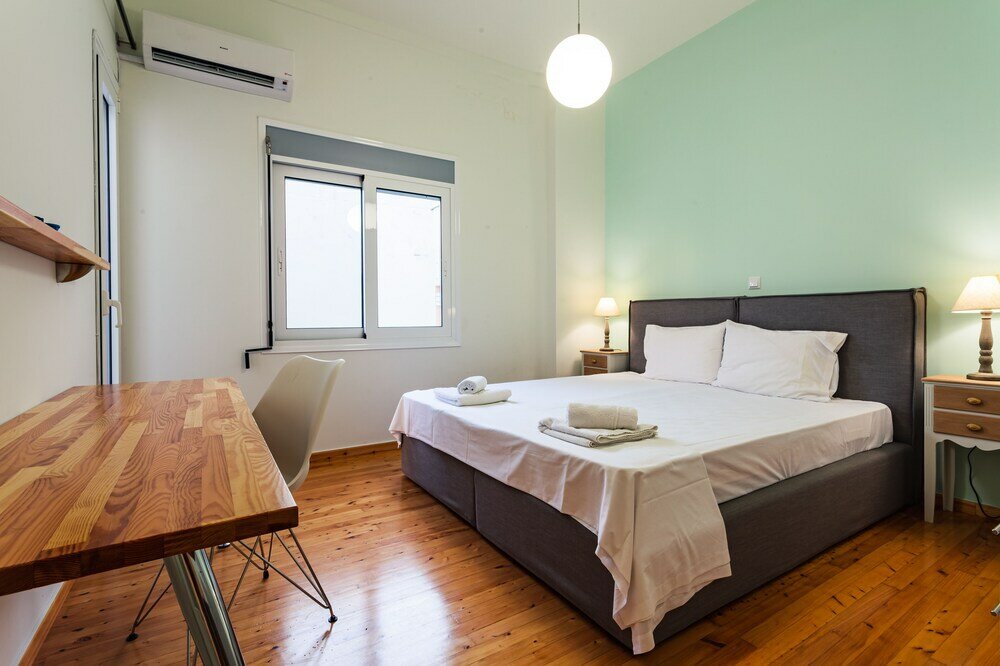 Фото Upscale Modern Escape in the Historic Center