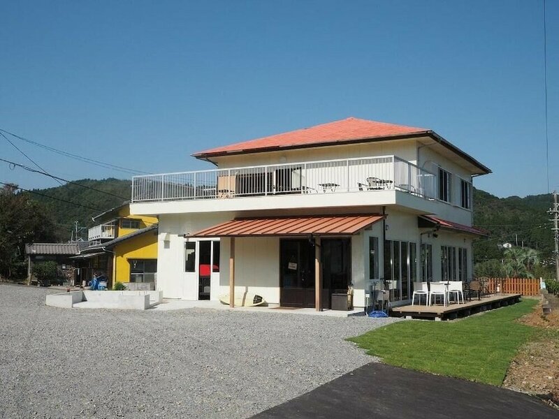 Гостиница Guesthouse & Beach Cafe Fuego, Hostel