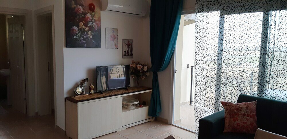 Фото Begonvilla Court Block 1 Apartment 14