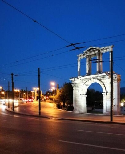 Гостиница Lovely Apartment Under the Acropolis в Афинах