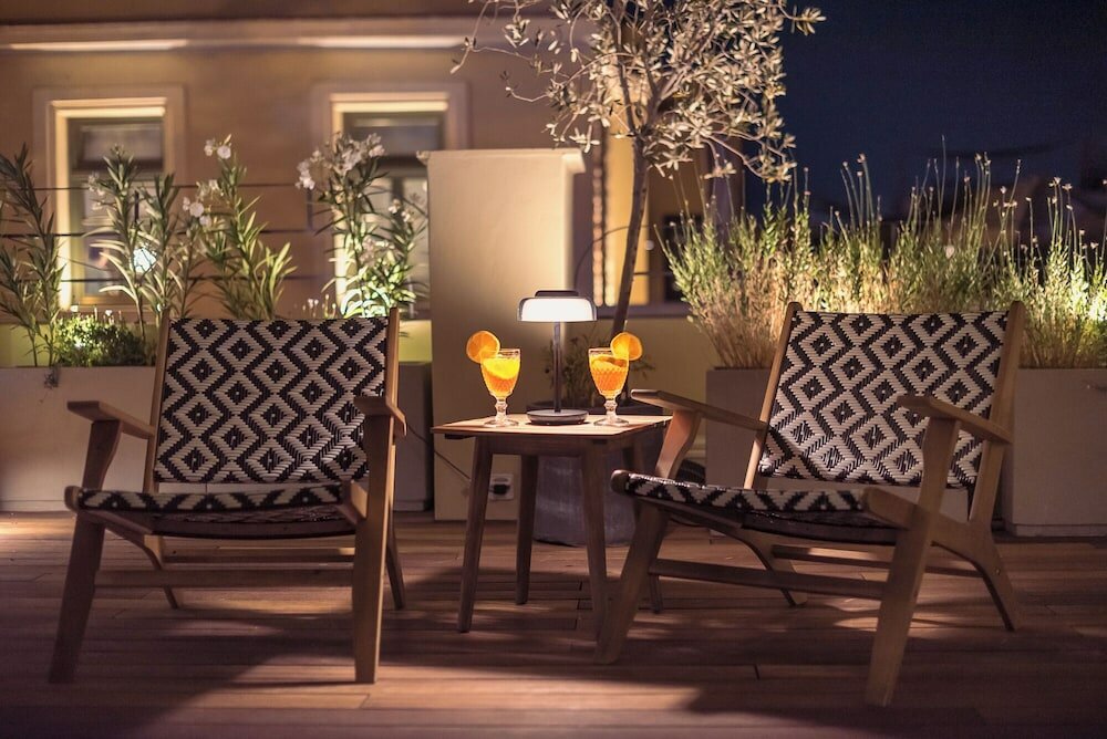 Фото Moon And Stars Athens