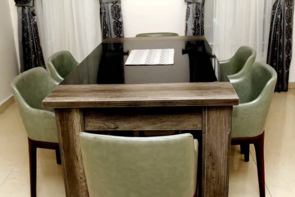 Фото Aden 360 Apartments by Intra