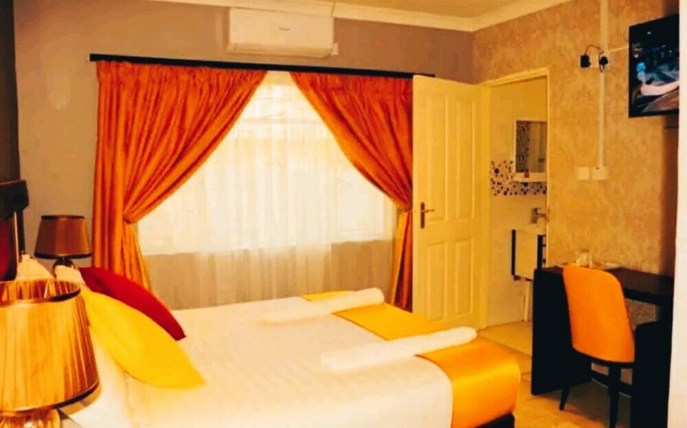 Фото Gamotho Bed & Breakfast