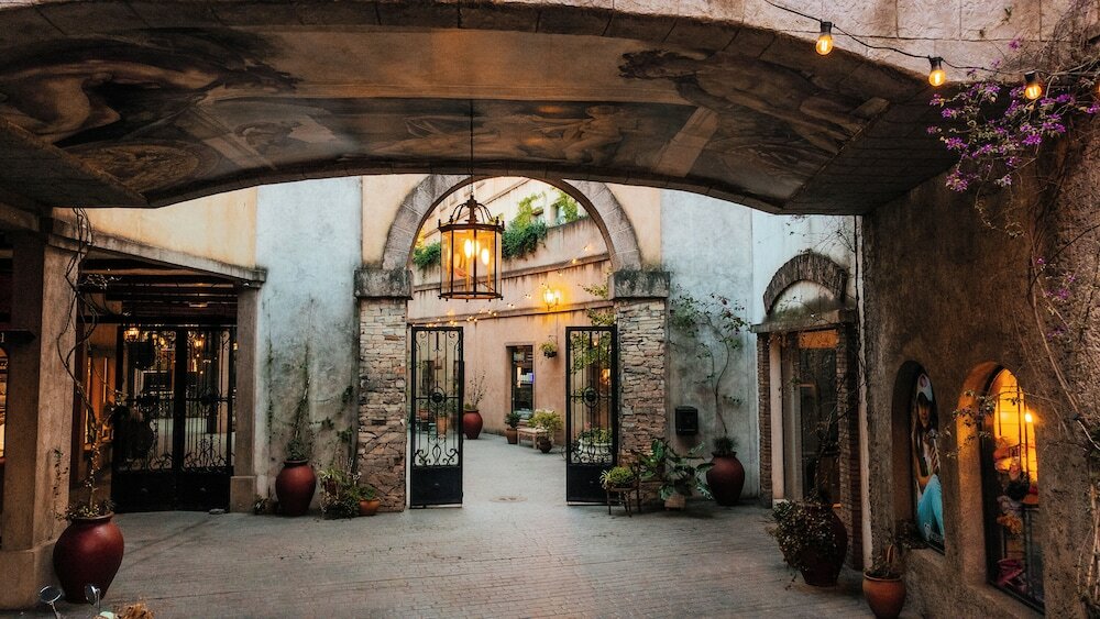 Фото Hotel Plaza Central Canning