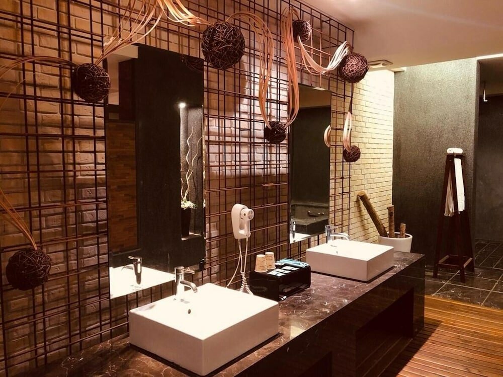 Фото Hip SPA Motel