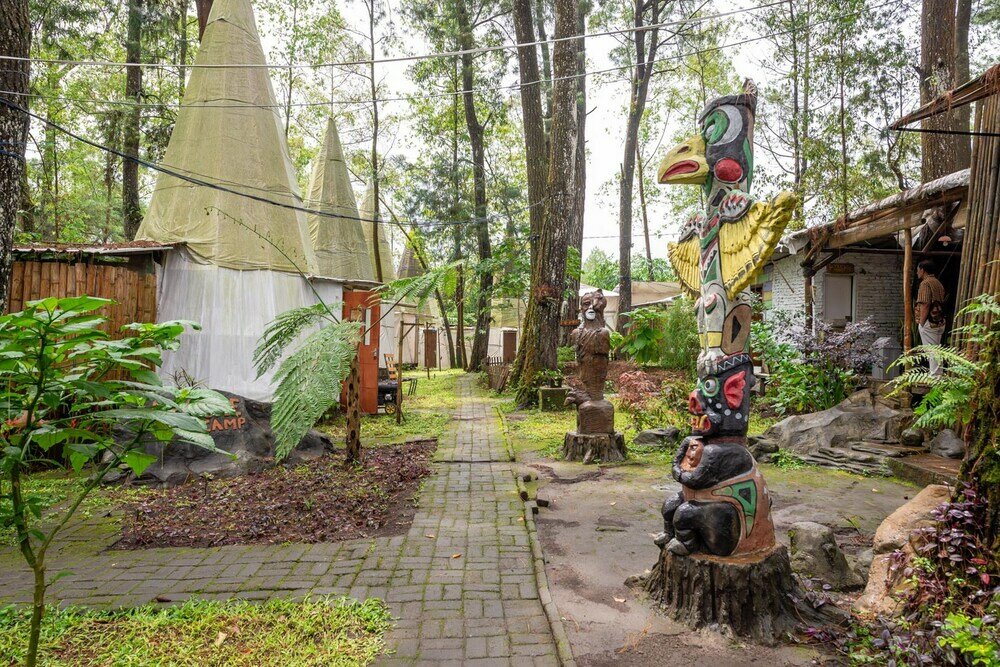 Фото RedDoorz @ Apache Camp