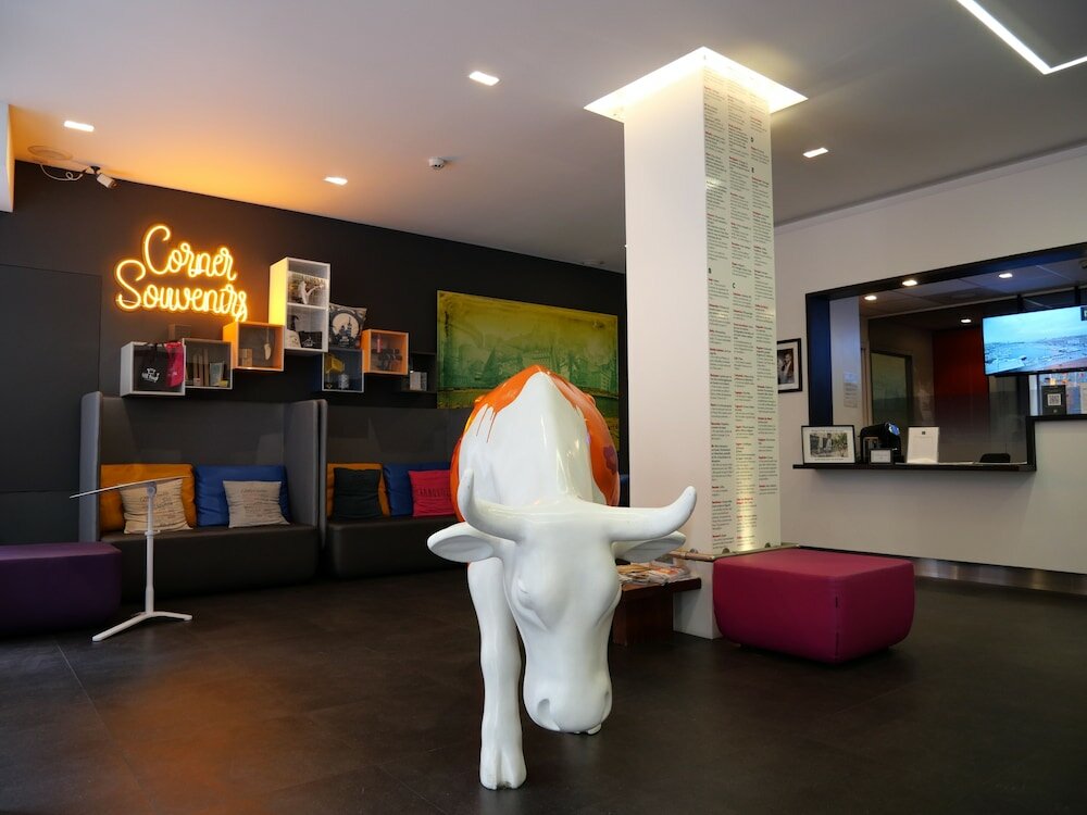 Фото Carre Vieux Port