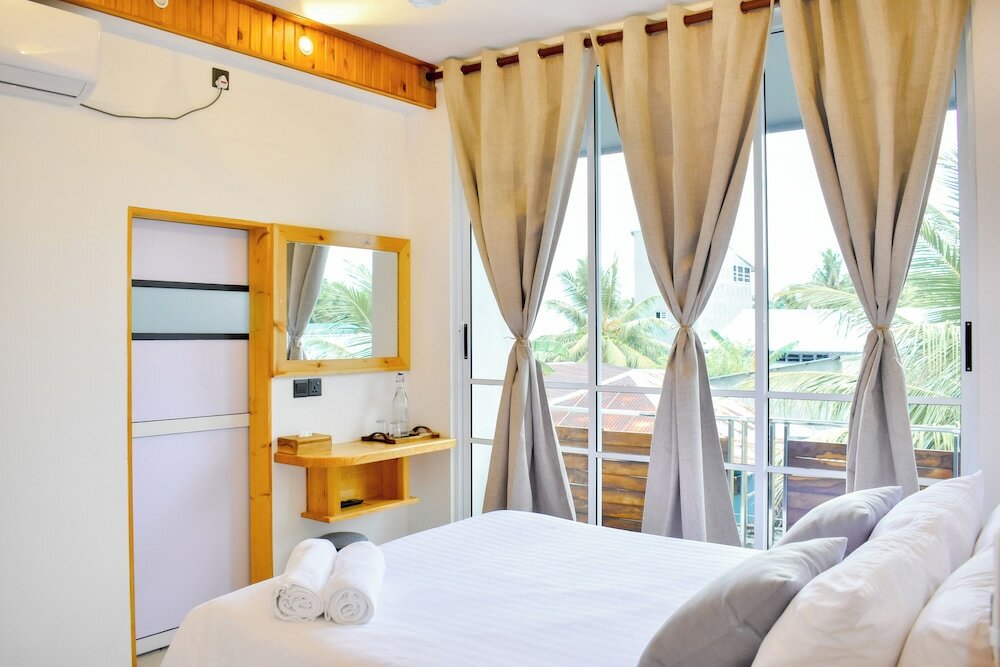 Фото Dhoani Maldives Guesthouse