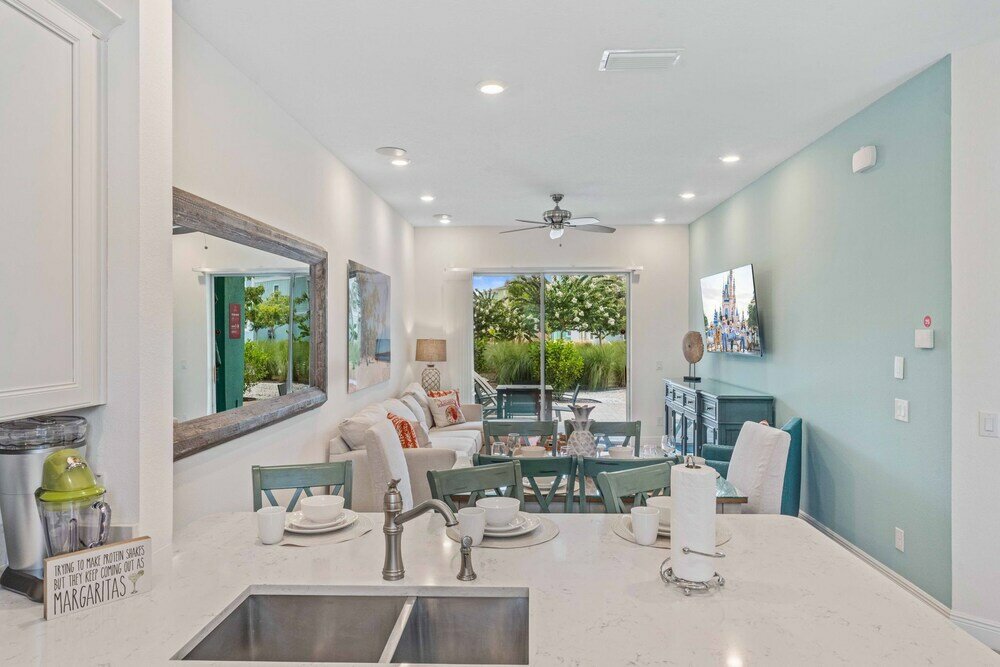 Фото 8000 Lost Shaker Lane