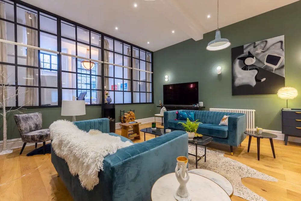 Фото Bright and Stylish 2 Bedroom Flat in Chiswick