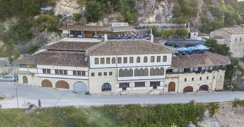 Гостиница Hotel Ajka в Области Берат