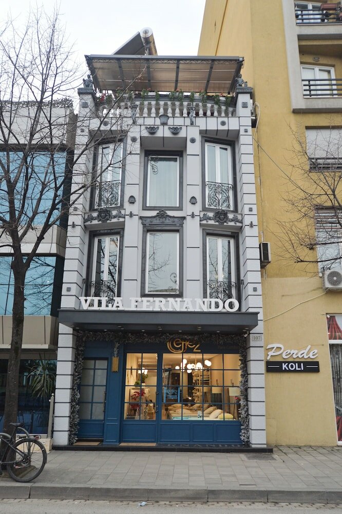 Фото отеля 1