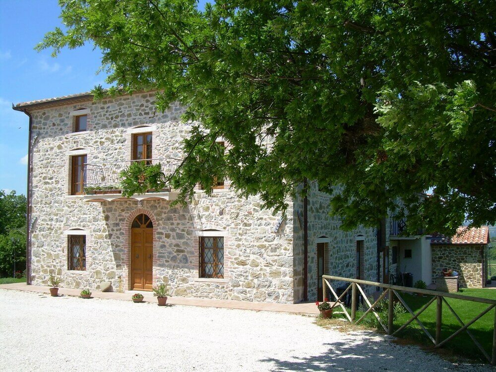 Фото Agriturismo La Marianella