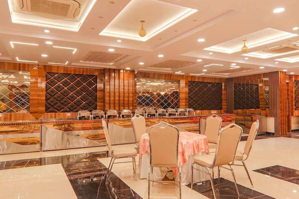 Фото Fabhotel Prime Shree Dev Villa