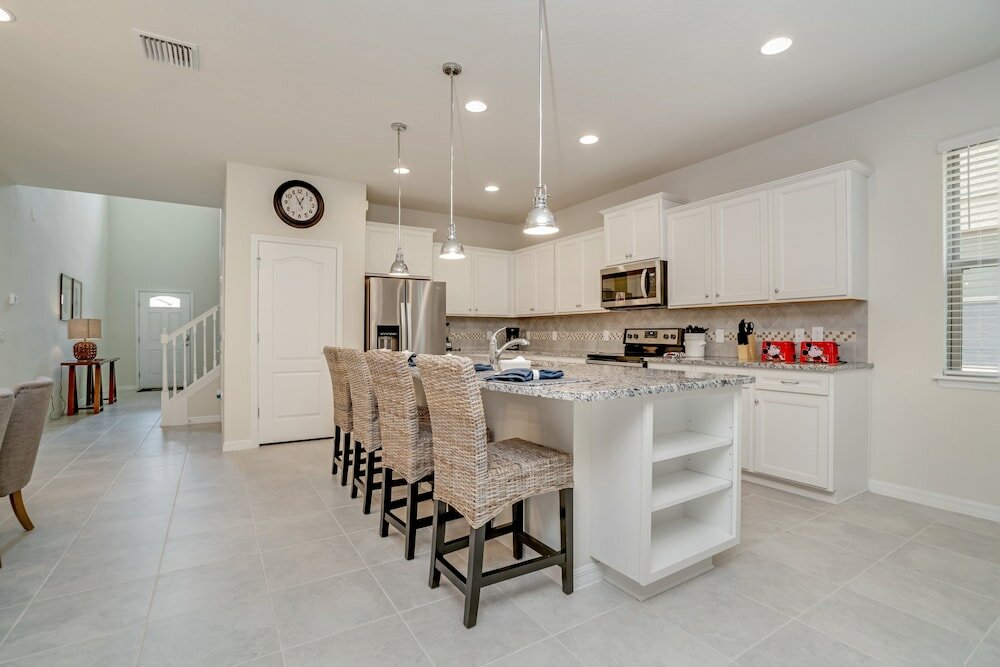 Фото 8 Bed 6 Ba Villa with Games, Pool & SPA