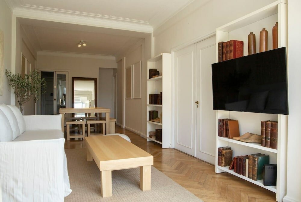 Фото Sunny design apartment with amazing view