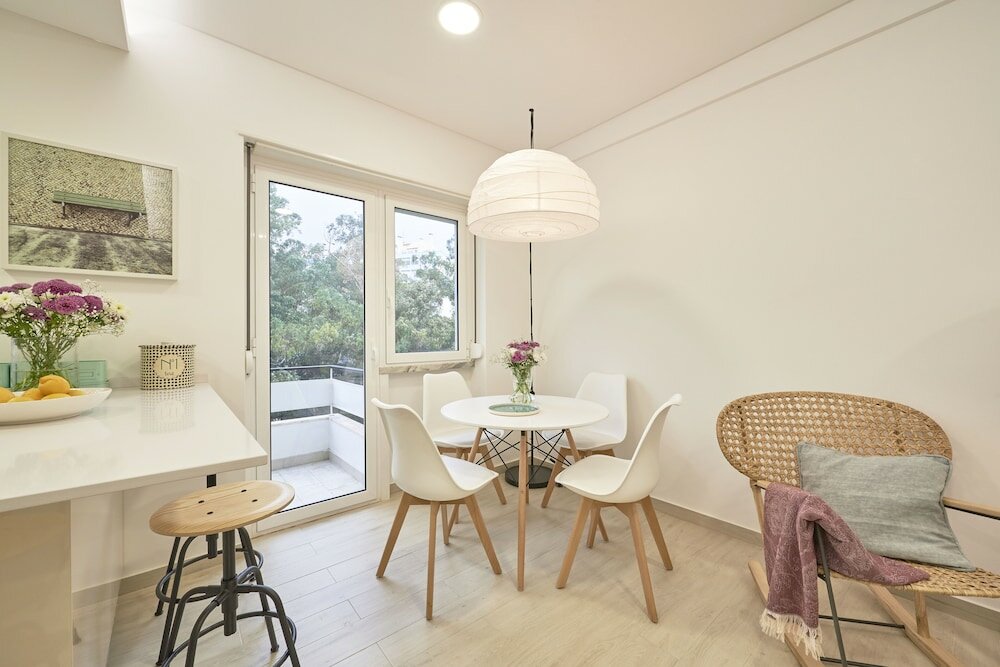 Фото Light Apartment W Balcony Apartment by TimeCooler