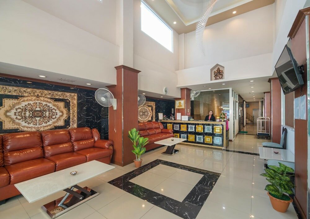 Фото отеля 2