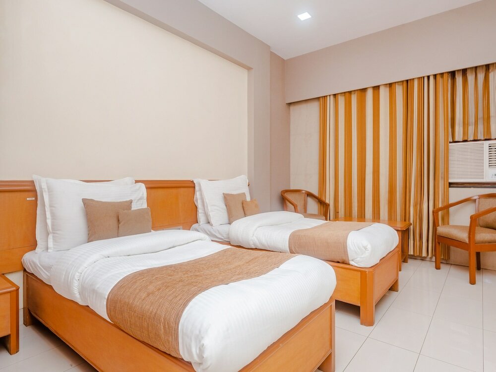 Фото Tuliipstays - Hotel Ashok Bhiwandi