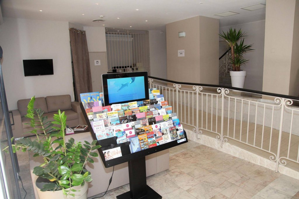 Фото Hotel Du Midi