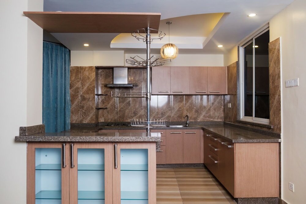 Фото Forbes Hotel and Apartment