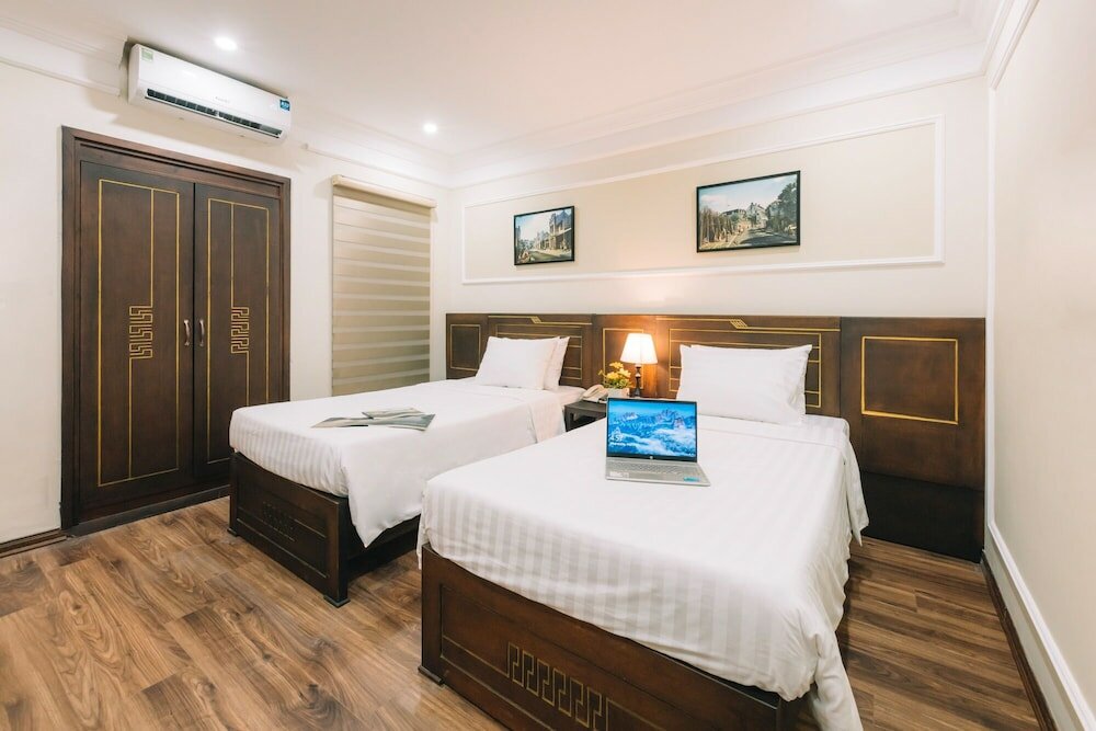 Фото Hanoi Lake View Hotel & SPA