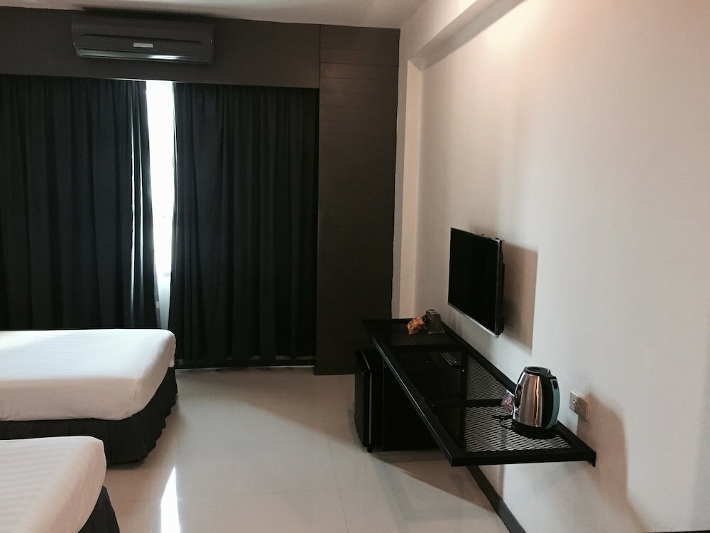 Фото Hatyai Holiday Hotel