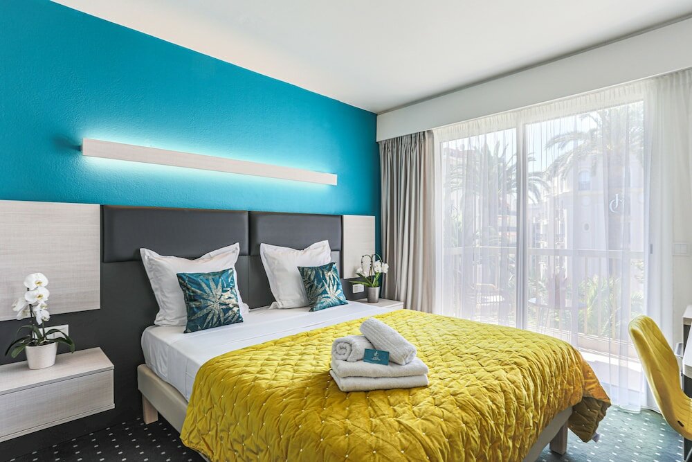 Фото Hotel Jardin Croisette