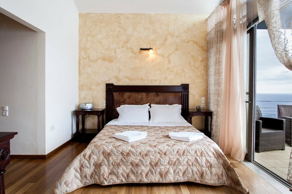 Фото Villa Afrodite Private Pool On The Roof Sea View