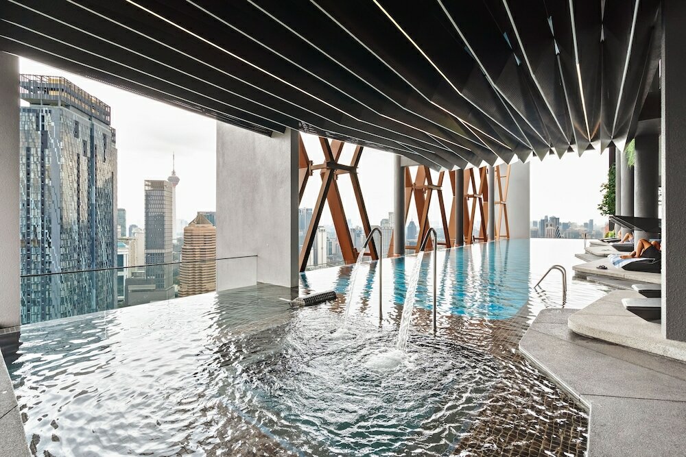 Фото Scarletz Klcc Apartments by soulasia