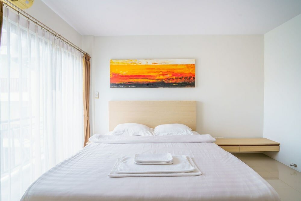 Фото Modern Place Patong Beach