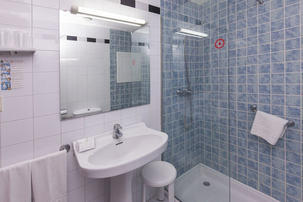 Фото Port Fiesta Park Hotel