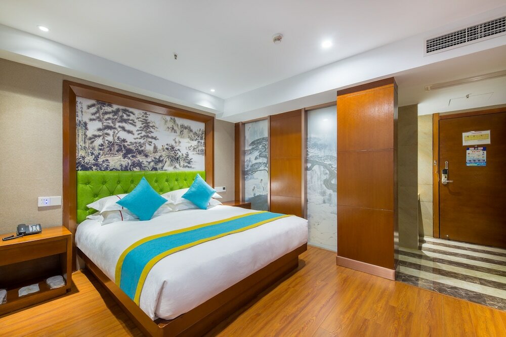 Фото YiWU Best Hotel