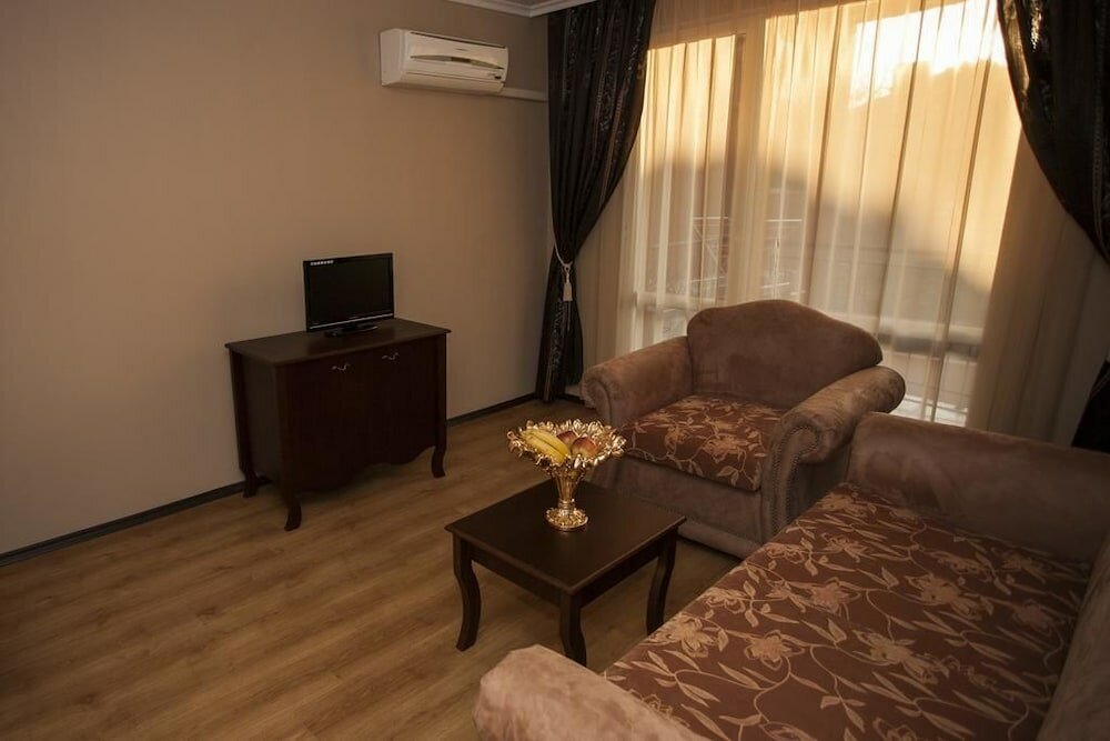 Фото Red Hotel Lozenetz