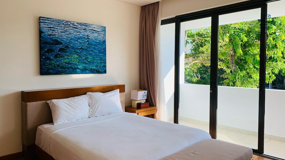 Фото The Ocean Suites