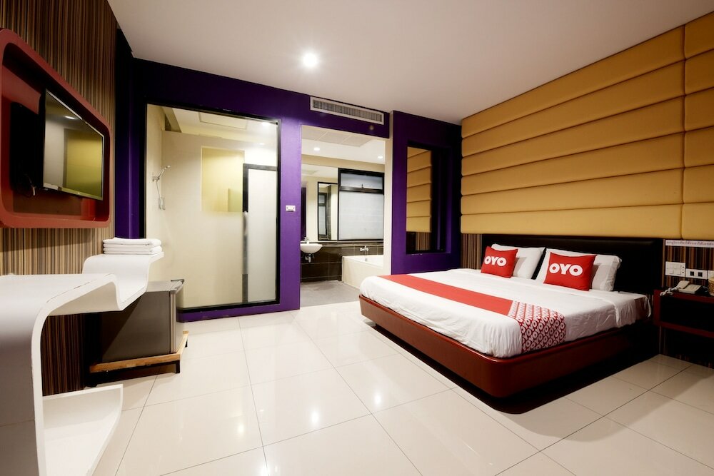 Фото Oyo 477 Sriracha Hotel And SPA