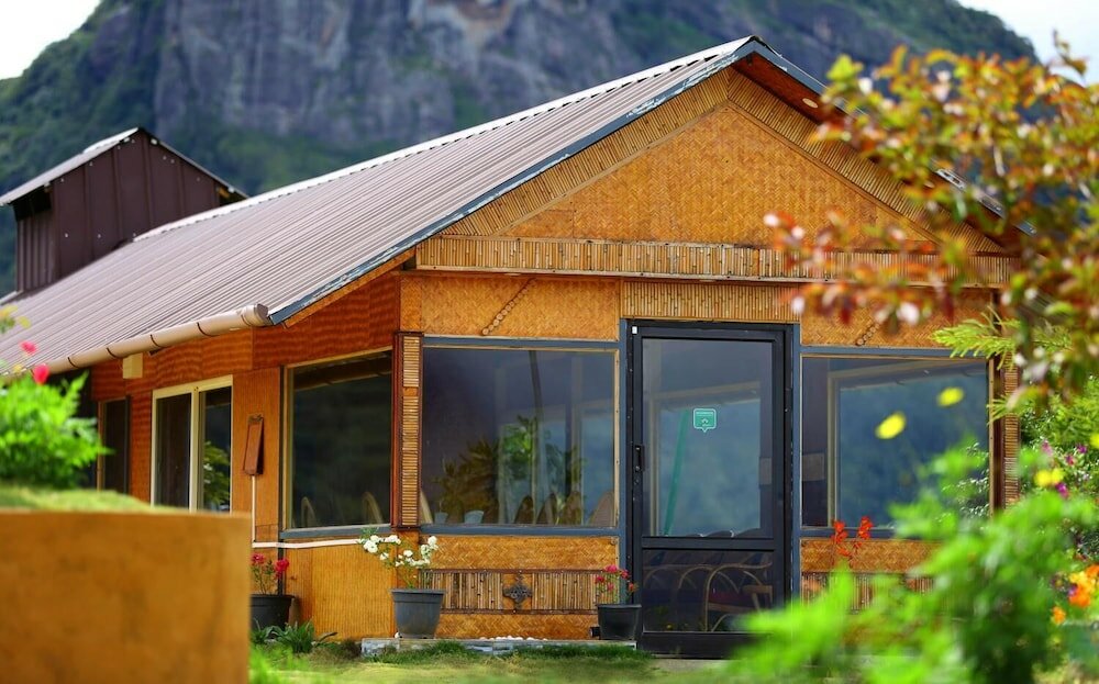 Фото Vridhavan Mist City