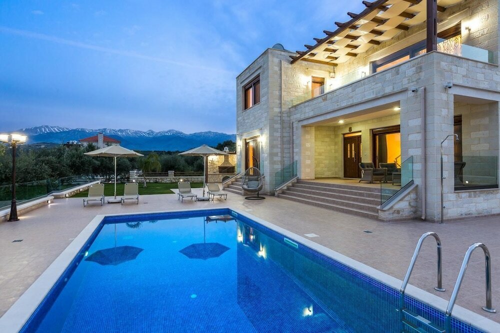 Фото Rodi Luxury Stone Villa