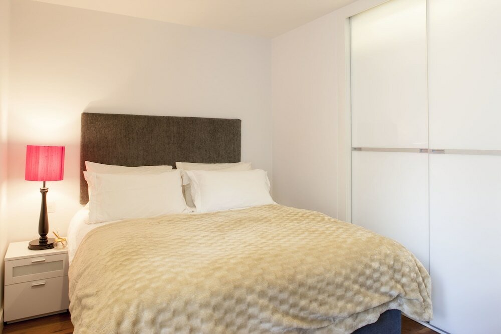 Фото Oxford Street Apartments